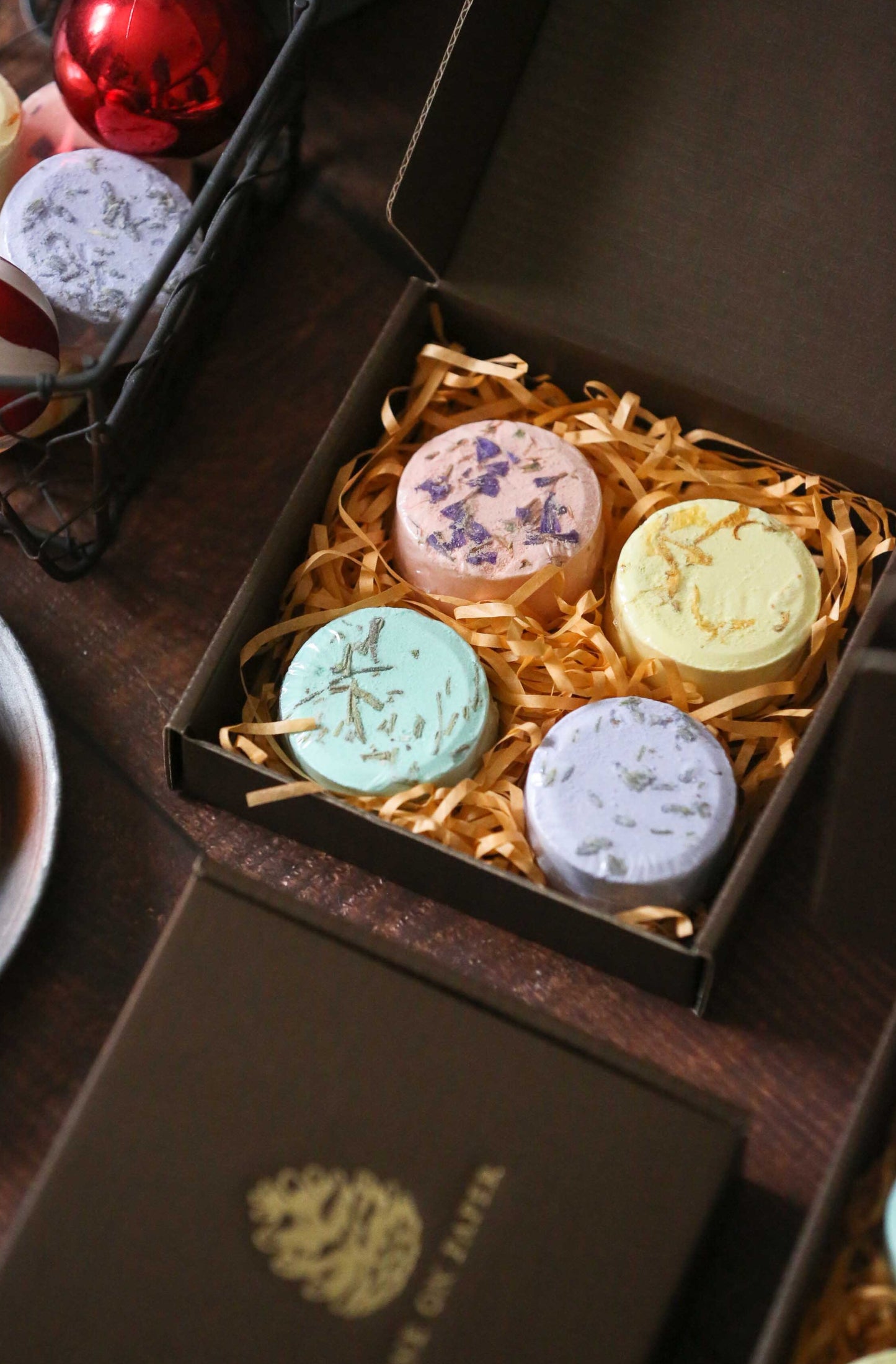 Set of 4 shower steamers